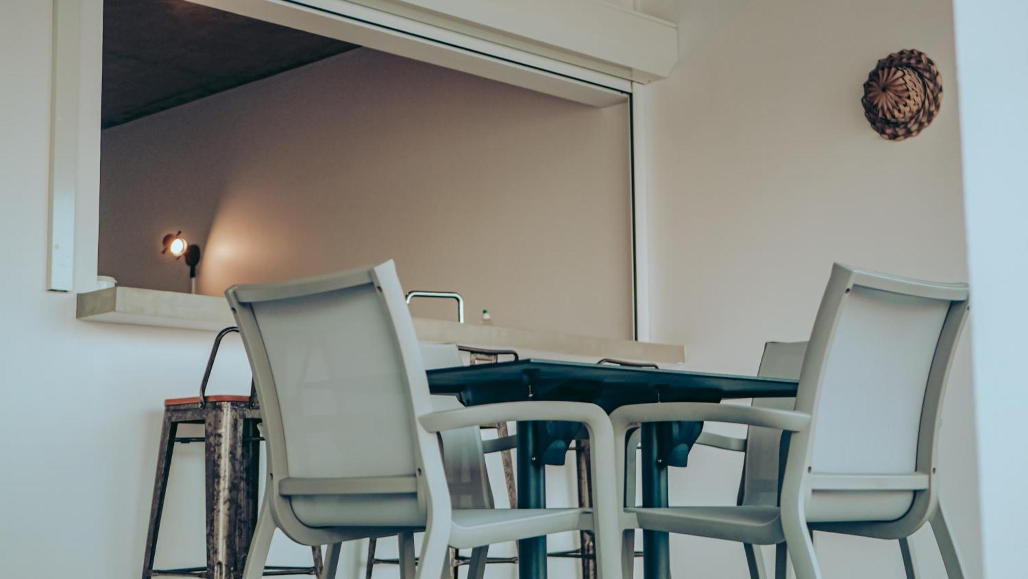 Pension Irivai, Appartement Rava 1 Chambre Bord De Mer ウツロア エクステリア 写真
