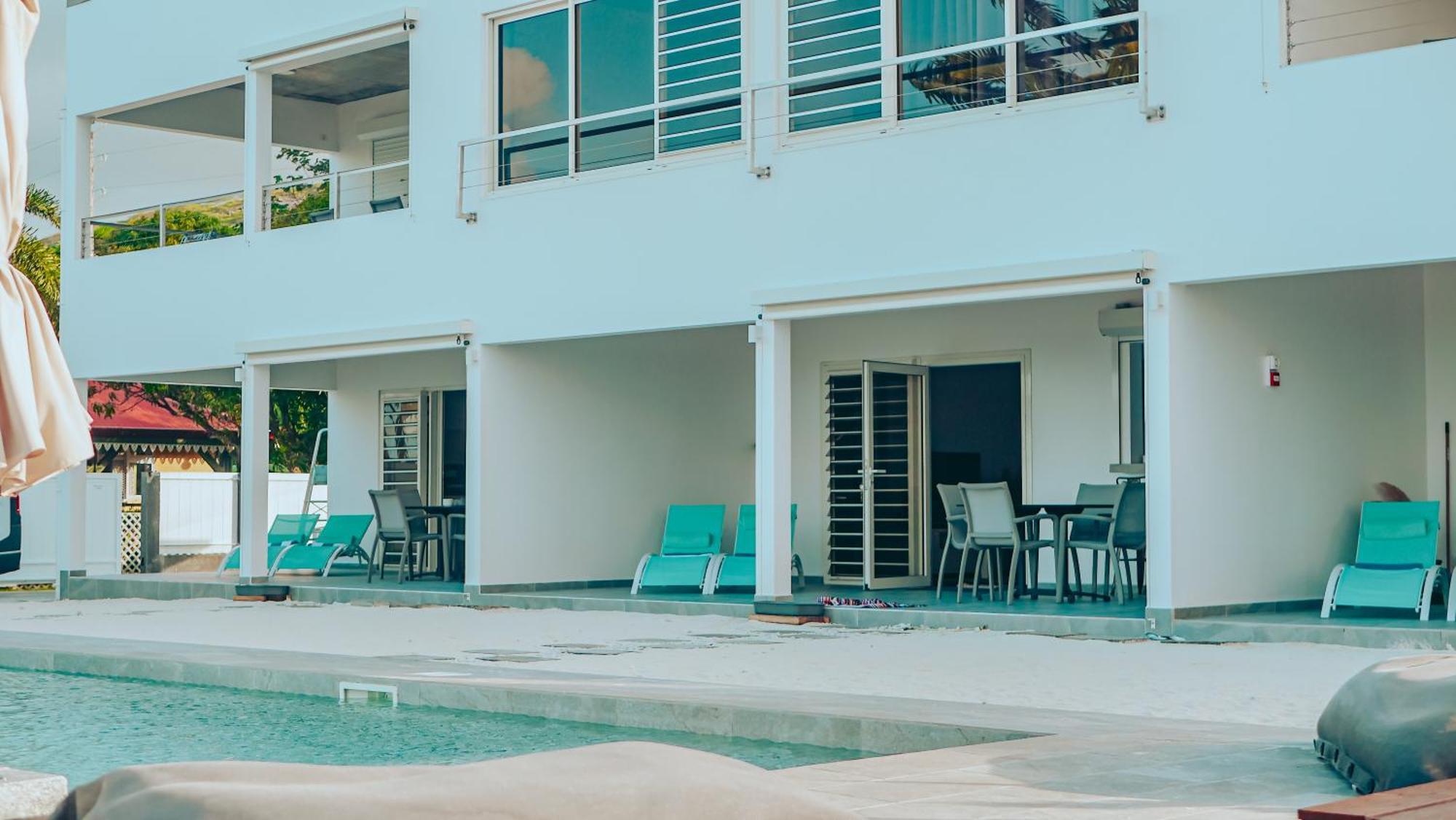Pension Irivai, Appartement Rava 1 Chambre Bord De Mer ウツロア エクステリア 写真