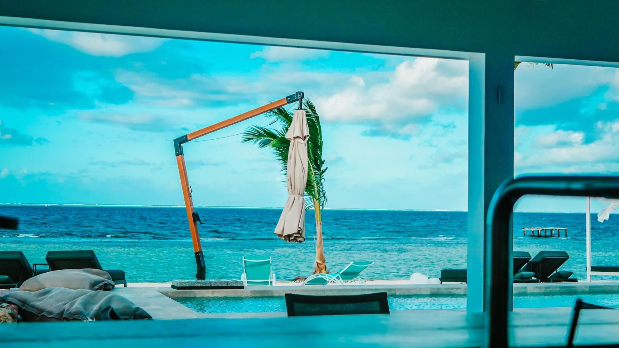 Pension Irivai, Appartement Rava 1 Chambre Bord De Mer ウツロア エクステリア 写真