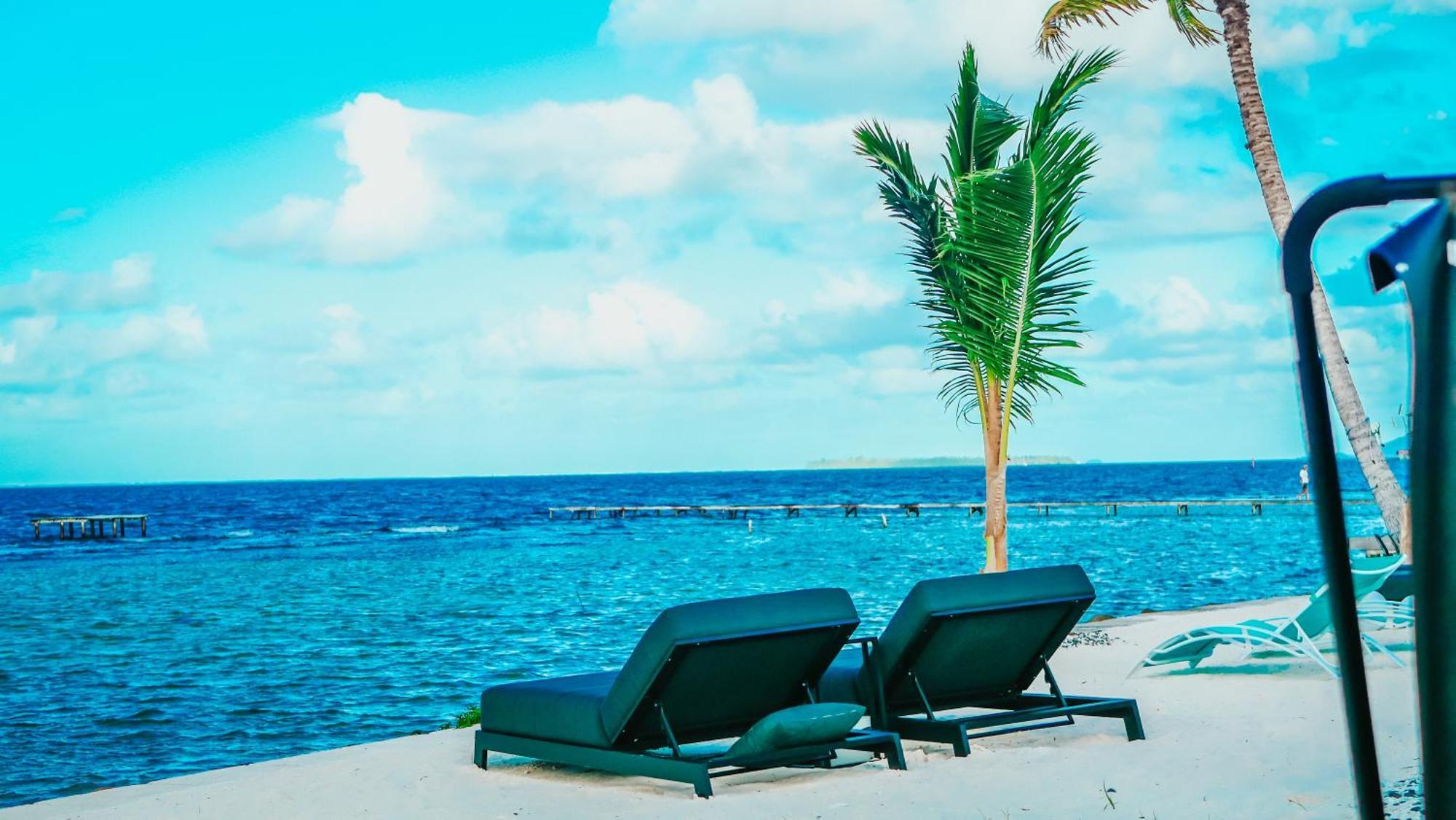 Pension Irivai, Appartement Rava 1 Chambre Bord De Mer ウツロア エクステリア 写真