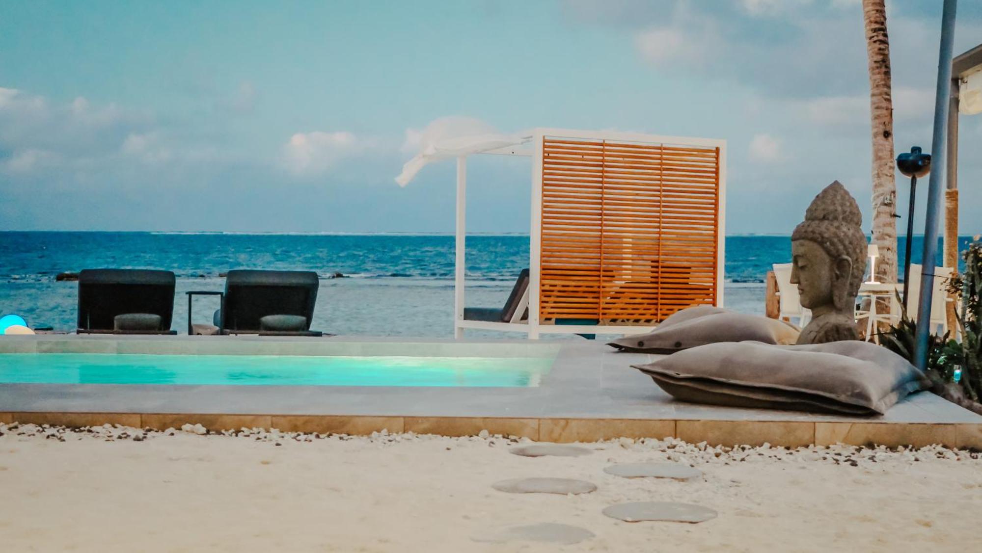 Pension Irivai, Appartement Rava 1 Chambre Bord De Mer ウツロア エクステリア 写真