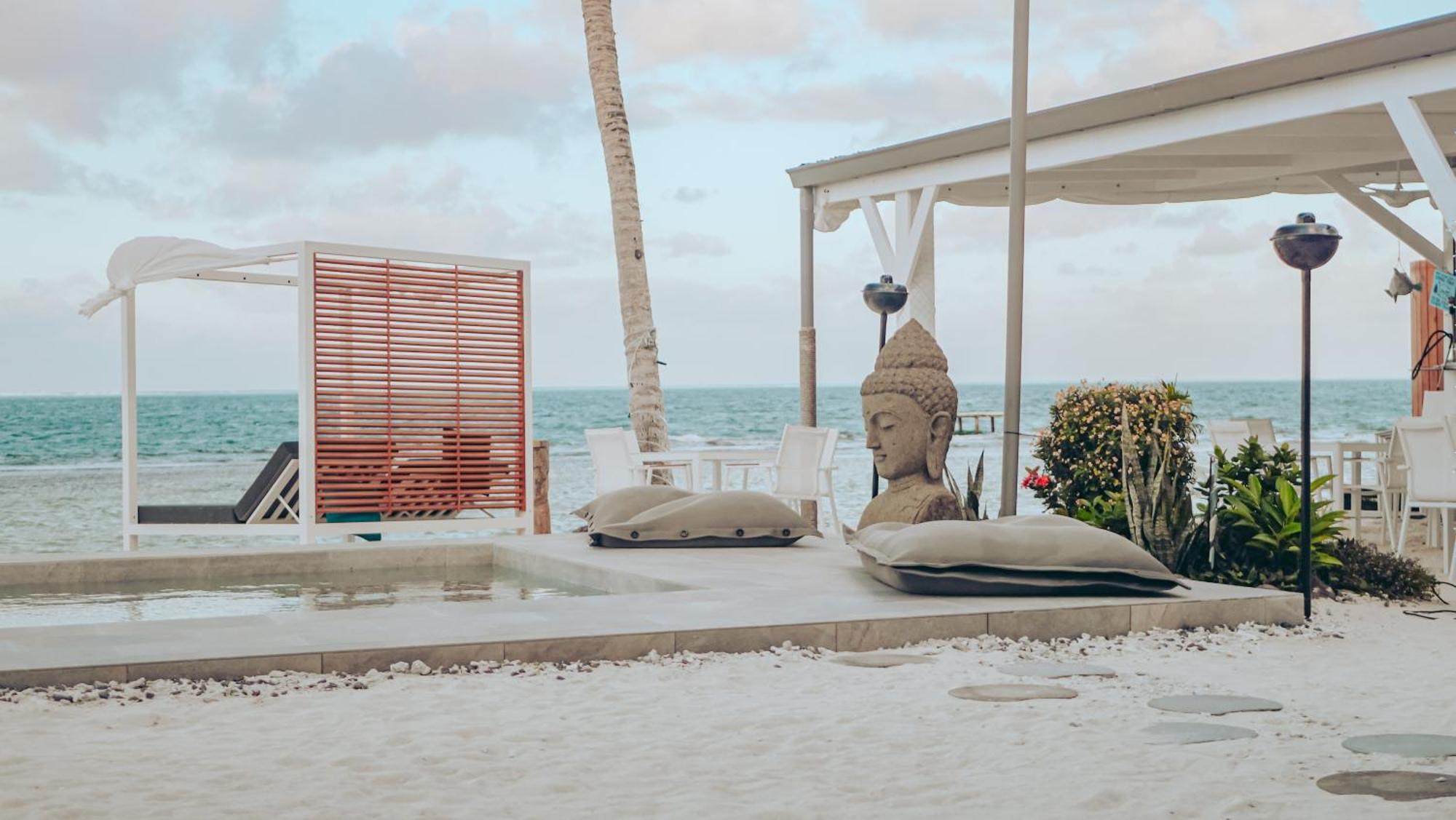Pension Irivai, Appartement Rava 1 Chambre Bord De Mer ウツロア エクステリア 写真