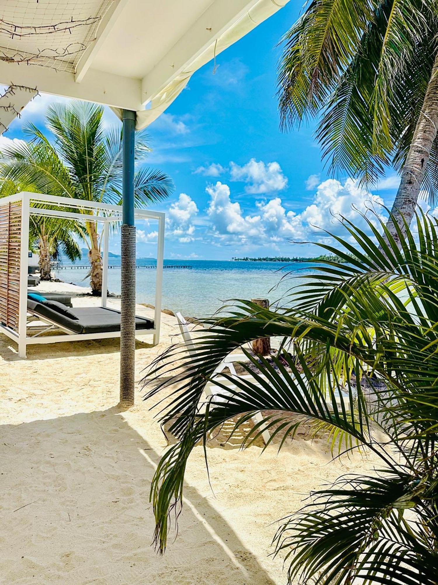 Pension Irivai, Appartement Rava 1 Chambre Bord De Mer ウツロア エクステリア 写真