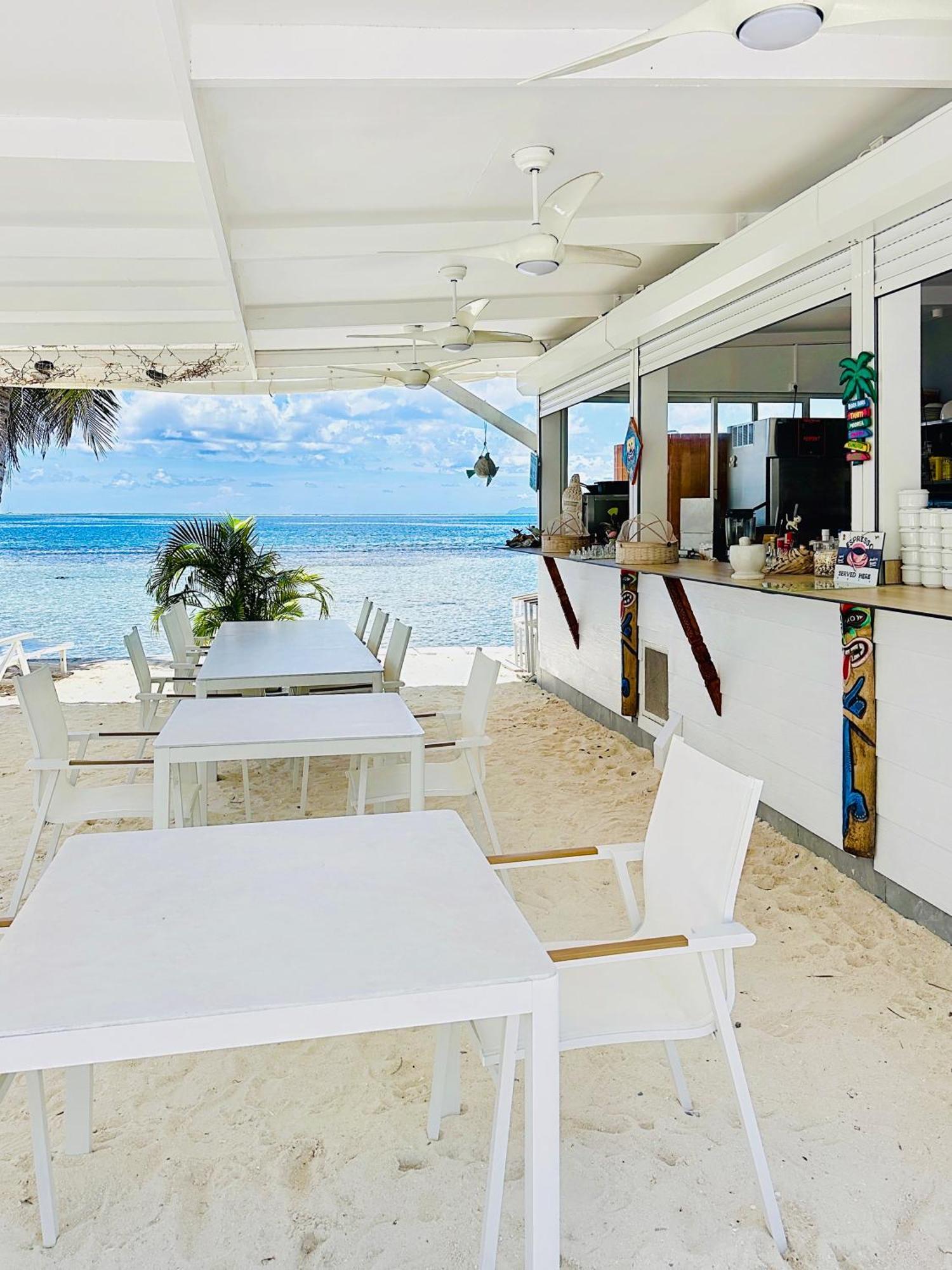 Pension Irivai, Appartement Rava 1 Chambre Bord De Mer ウツロア エクステリア 写真